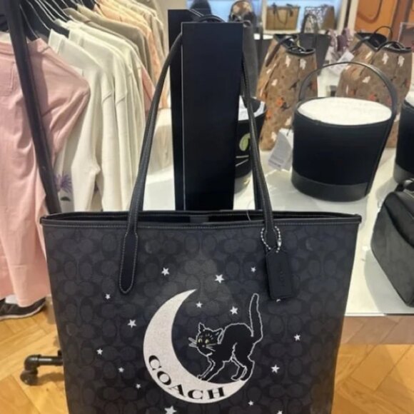 Coach City Tote Signature Canvas With Halloween Cat Graphic Black - Picture 1 of 5